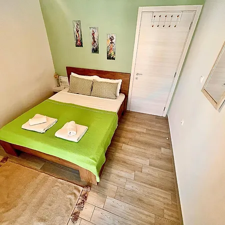 Viverefelix - Genius Loci Apartment