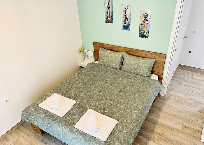 Viverefelix - Genius Loci Kavala